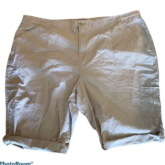 Woman’s Convertible Pants Shorts, Size 26/28 - Picture 1 of 4